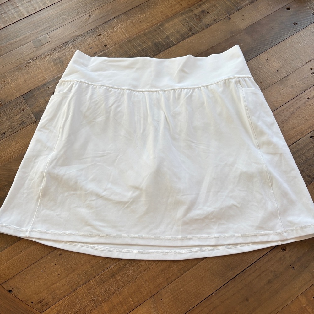 Athleta Salutation Stash pocket Skort White XL New Golf Pickleball Tennis!